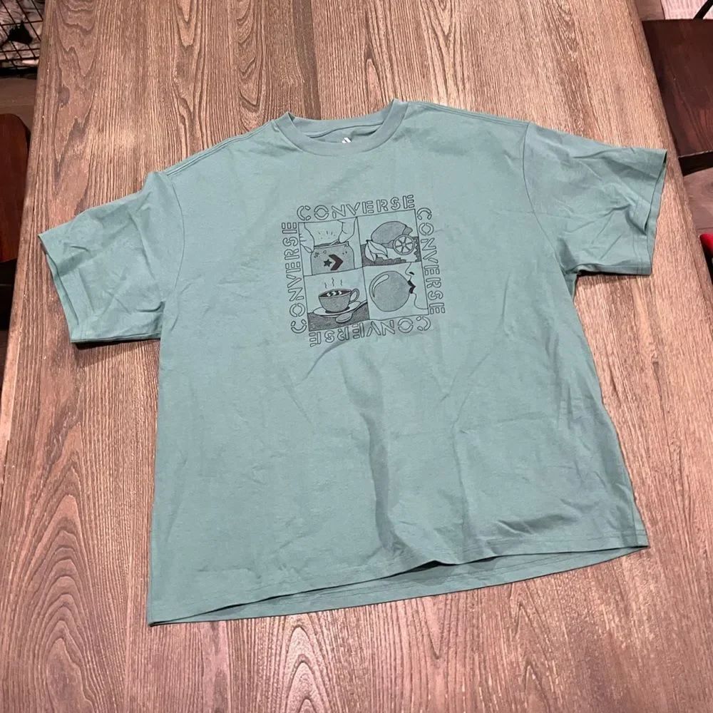 NWT Converse Mens Converse Sensory Graphic T-Shirt Crewneck Cotton Green Size M